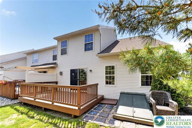 224 Park Ridge Drive, Forks Twp, PA 18040
