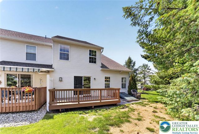 224 Park Ridge Drive, Forks Twp, PA 18040