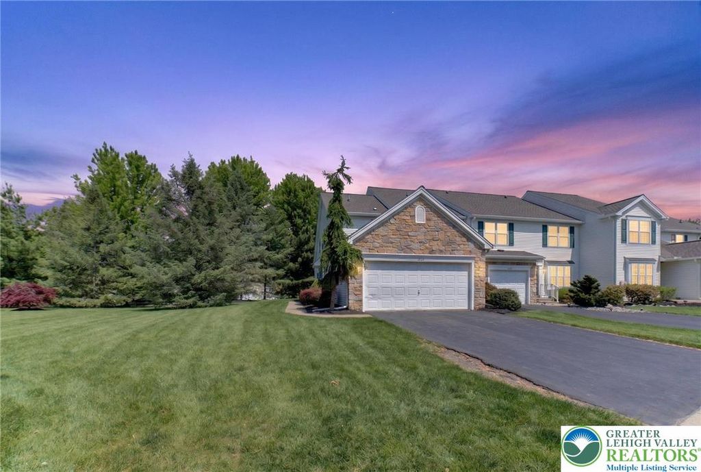 224 Park Ridge Drive, Forks Twp, PA 18040