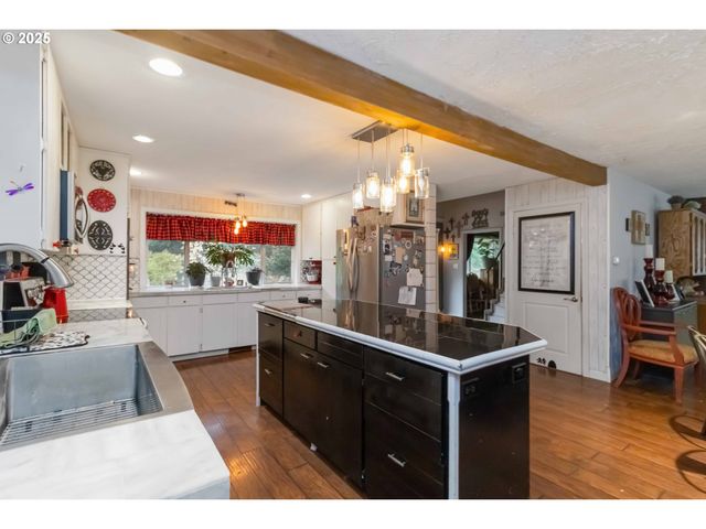 17833 Ne 209TH St, Battle Ground, WA 98604