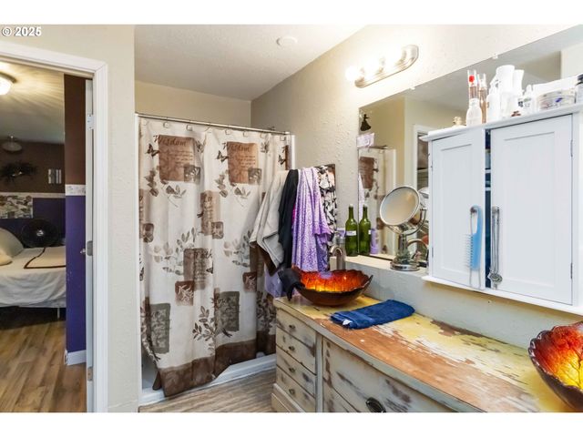 17833 Ne 209TH St, Battle Ground, WA 98604