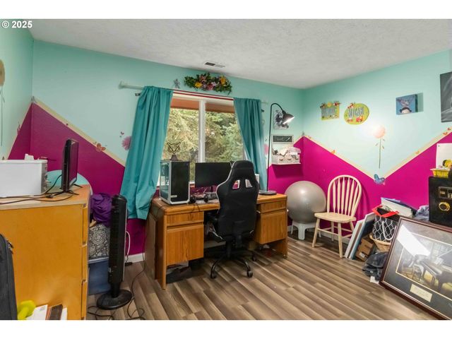 17833 Ne 209TH St, Battle Ground, WA 98604