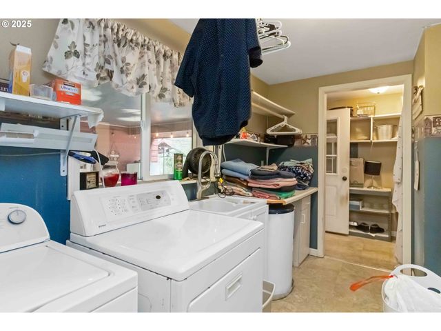 17833 Ne 209TH St, Battle Ground, WA 98604