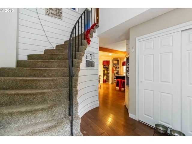 17833 Ne 209TH St, Battle Ground, WA 98604