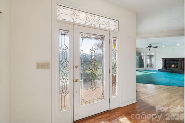 39 Beaumont Drive, Hendersonville, NC 28739