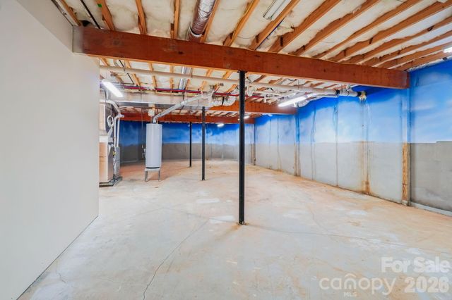 39 Beaumont Drive, Hendersonville, NC 28739