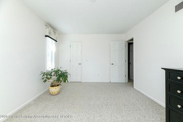 1510 Sand Point Drive, Lansing, MI 48917