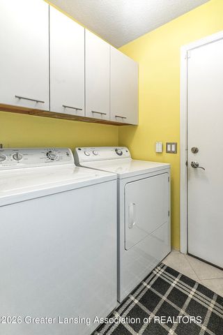 1510 Sand Point Drive, Lansing, MI 48917