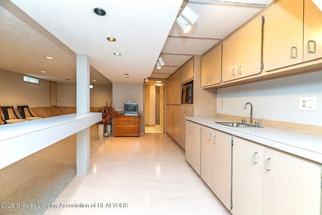 1510 Sand Point Drive, Lansing, MI 48917