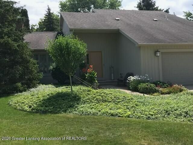 1510 Sand Point Drive, Lansing, MI 48917