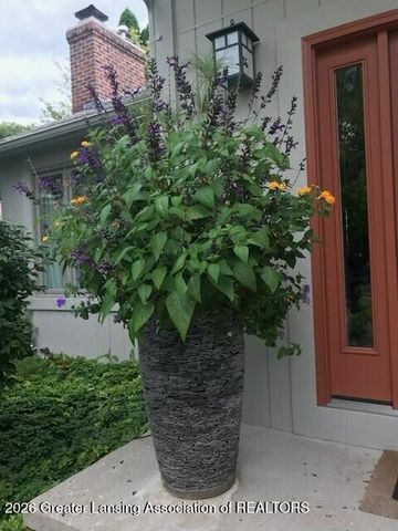 1510 Sand Point Drive, Lansing, MI 48917