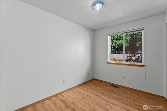 1621 Tullis Street NE, Olympia, WA 98506