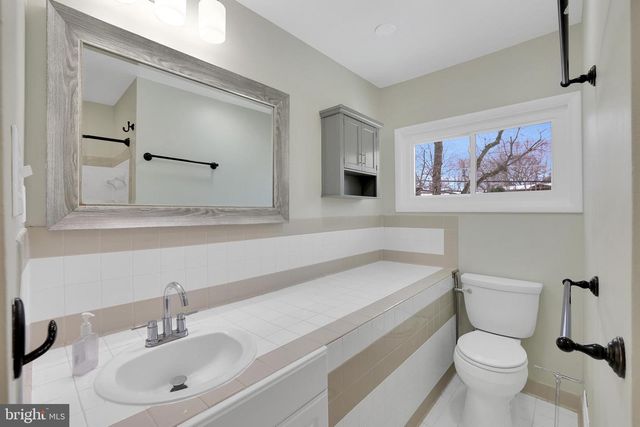 6718 OLD CHESTERBROOK RD, Mclean, VA 22101