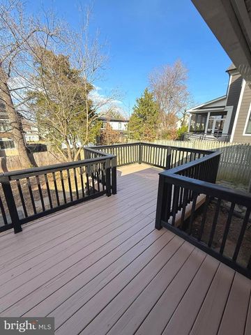 6718 OLD CHESTERBROOK RD, Mclean, VA 22101