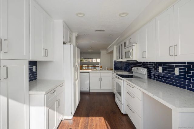 5715 Baltimore 39, La Mesa, CA 91942