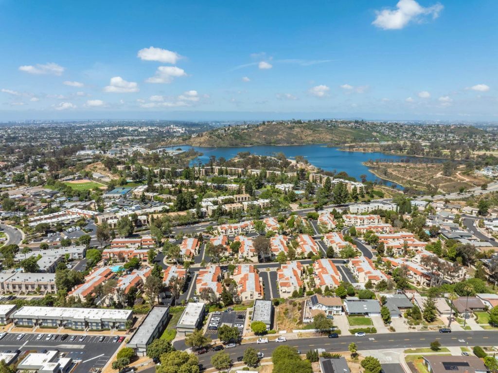 5715 Baltimore 39, La Mesa, CA 91942