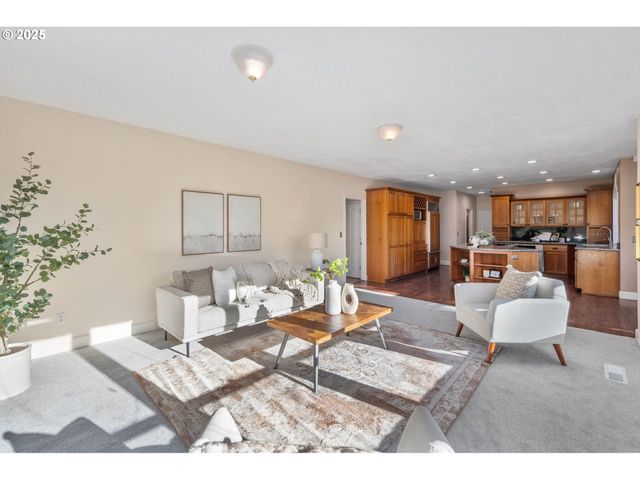 16104 Ne 6TH Ct, Ridgefield, WA 98642