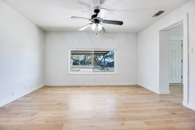 421 N Archer St, San Angelo, TX 76903