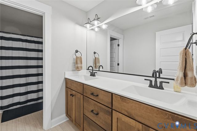 4666 Lake Summer Loop, Moseley, VA 23120