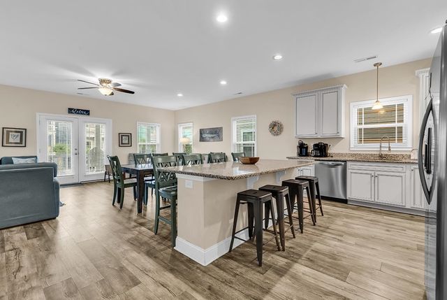 117-B 16th Ave. S, Myrtle Beach, SC 29575