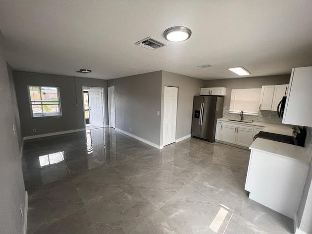 151 NE 17th Avenue, Boynton Beach, FL 33435