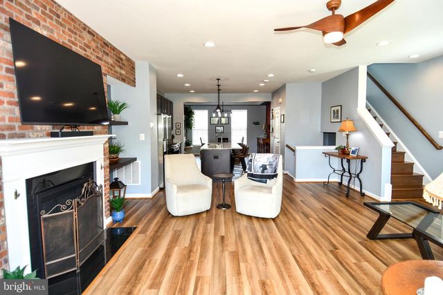8193 MAUDE LN, Manassas, VA 20110