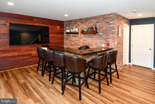 8193 MAUDE LN, Manassas, VA 20110