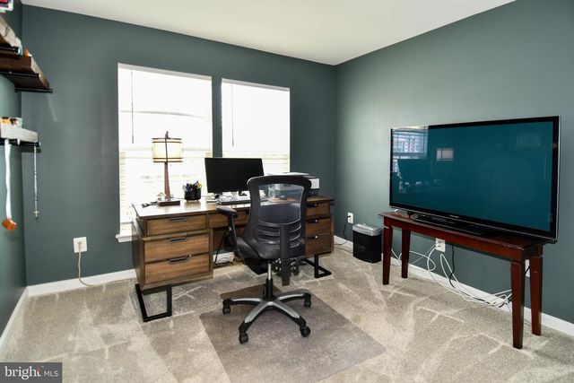 8193 MAUDE LN, Manassas, VA 20110