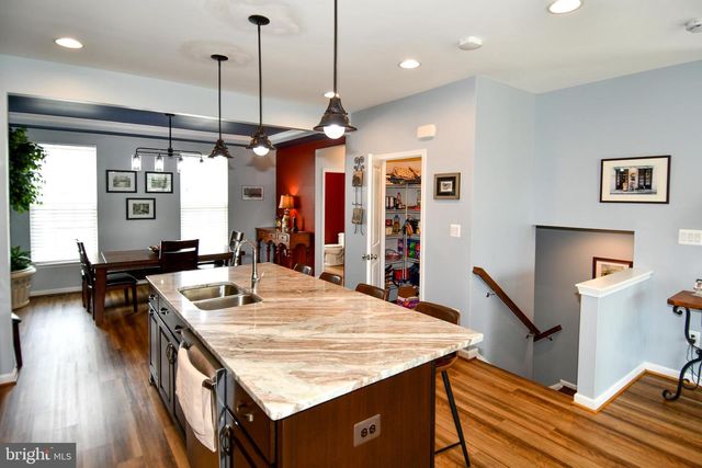 8193 MAUDE LN, Manassas, VA 20110