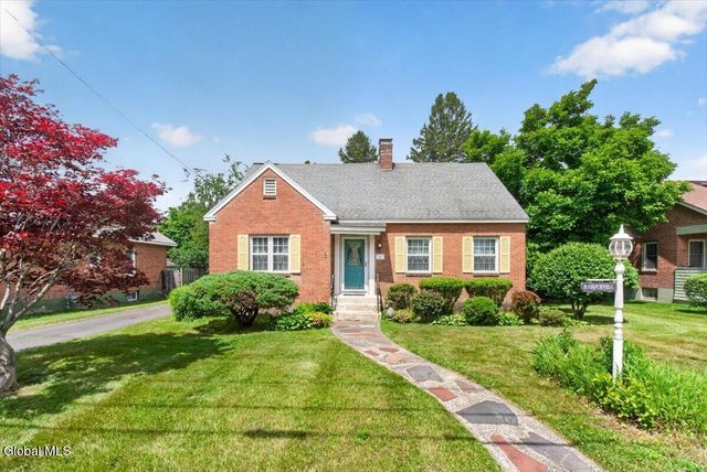12 Mellon Avenue, Brunswick, NY 12180
