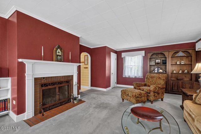 12 Mellon Avenue, Brunswick, NY 12180