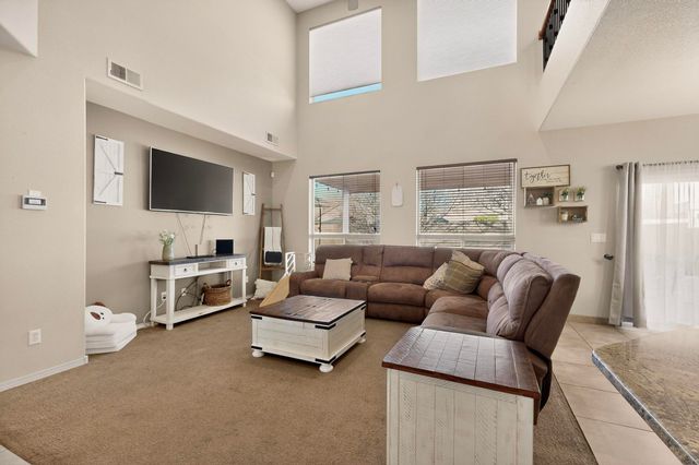 5925 Las Cadenas Road NW, Albuquerque, NM 87120