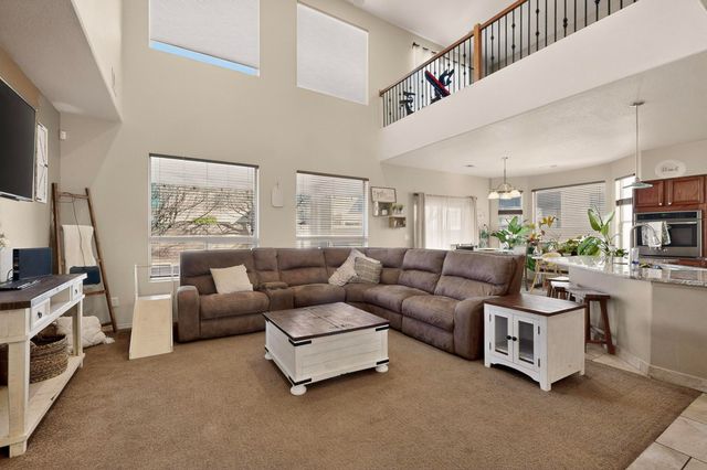 5925 Las Cadenas Road NW, Albuquerque, NM 87120