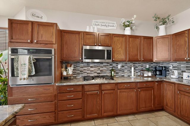 5925 Las Cadenas Road NW, Albuquerque, NM 87120