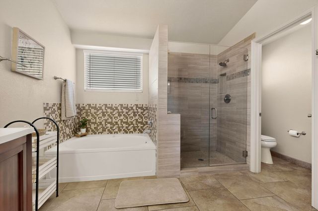 5925 Las Cadenas Road NW, Albuquerque, NM 87120