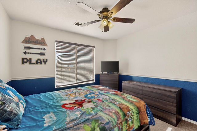 5925 Las Cadenas Road NW, Albuquerque, NM 87120