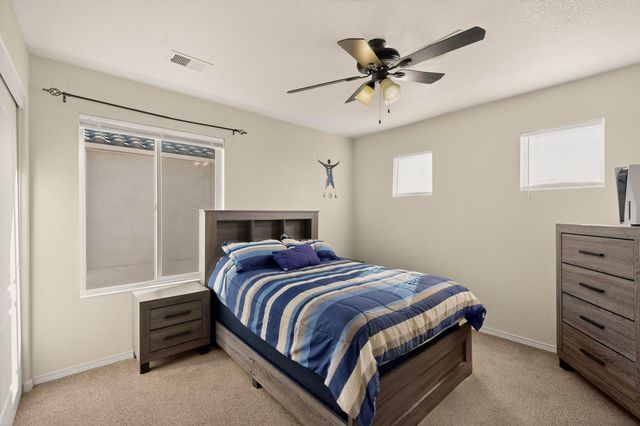 5925 Las Cadenas Road NW, Albuquerque, NM 87120