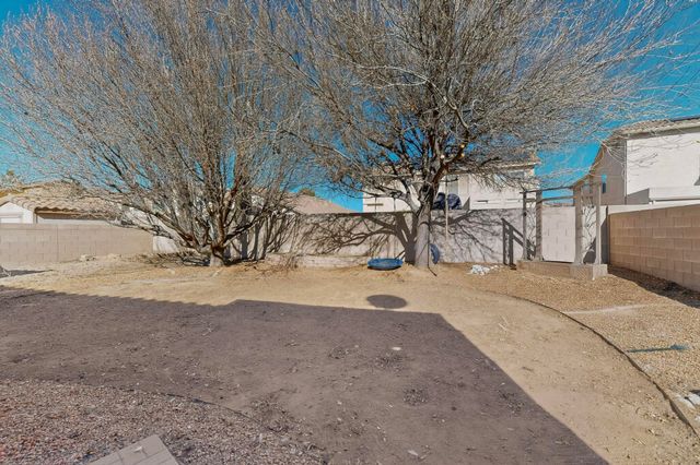 5925 Las Cadenas Road NW, Albuquerque, NM 87120