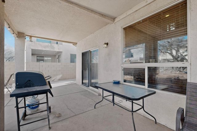 5925 Las Cadenas Road NW, Albuquerque, NM 87120