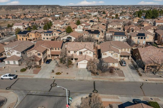 5925 Las Cadenas Road NW, Albuquerque, NM 87120