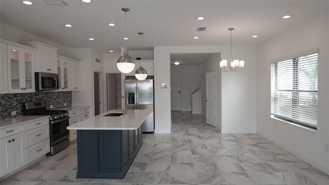 6629 FORT PIERCE AVENUE, Sarasota, FL 34241