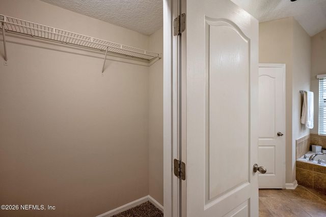 4311 SHERMAN HILLS Parkway, Jacksonville, FL 32210