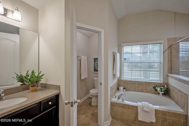 4311 SHERMAN HILLS Parkway, Jacksonville, FL 32210