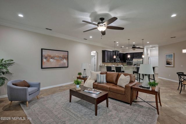 4311 SHERMAN HILLS Parkway, Jacksonville, FL 32210