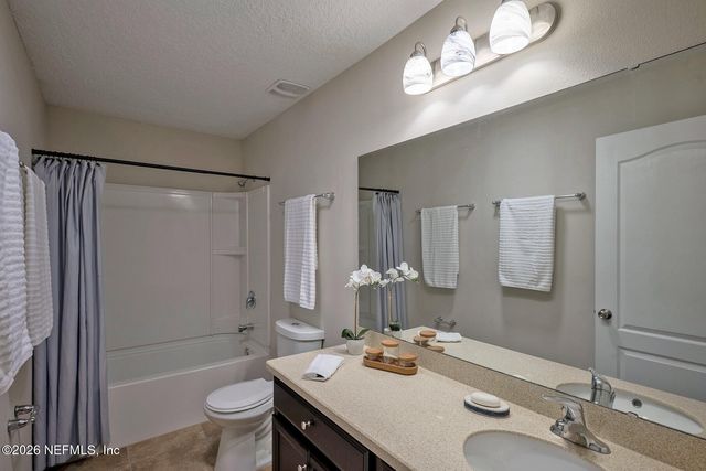 4311 SHERMAN HILLS Parkway, Jacksonville, FL 32210