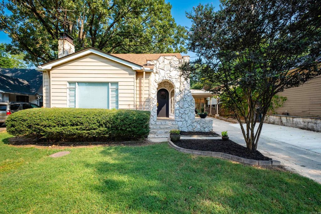14 Alpine Court, Little Rock, AR 72205
