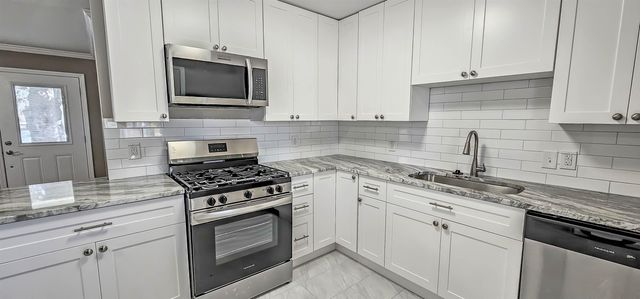 995 S WHITE STATION RD, Memphis, TN 38117