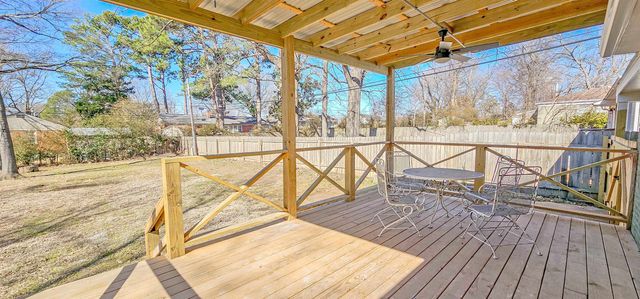 995 S WHITE STATION RD, Memphis, TN 38117