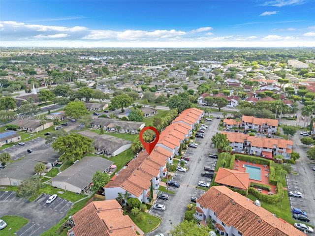 15430 SW 74th Cir Ct 506, Miami, FL 33193