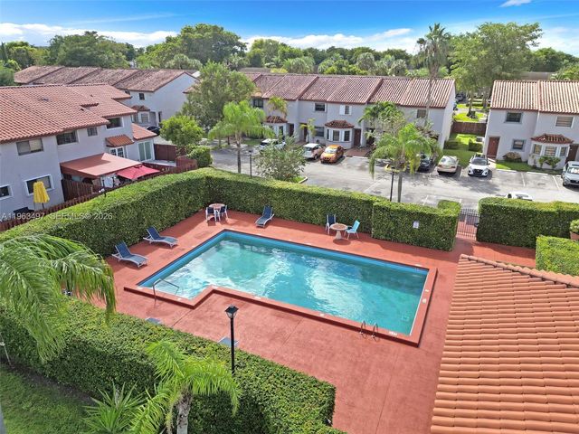 15430 SW 74th Cir Ct 506, Miami, FL 33193